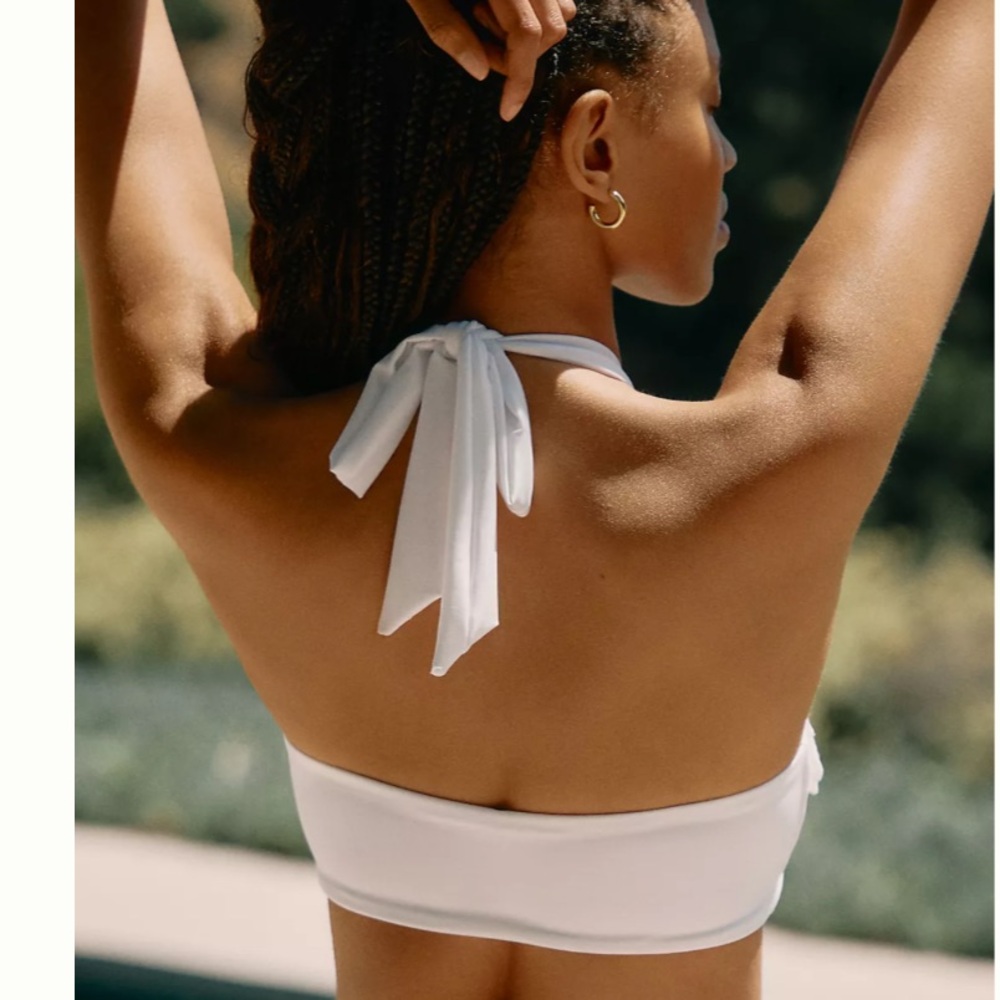FARM Rio White Bikini Flower Top - Picture 4 of 6